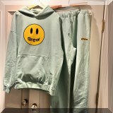 H06. Drew sweats.